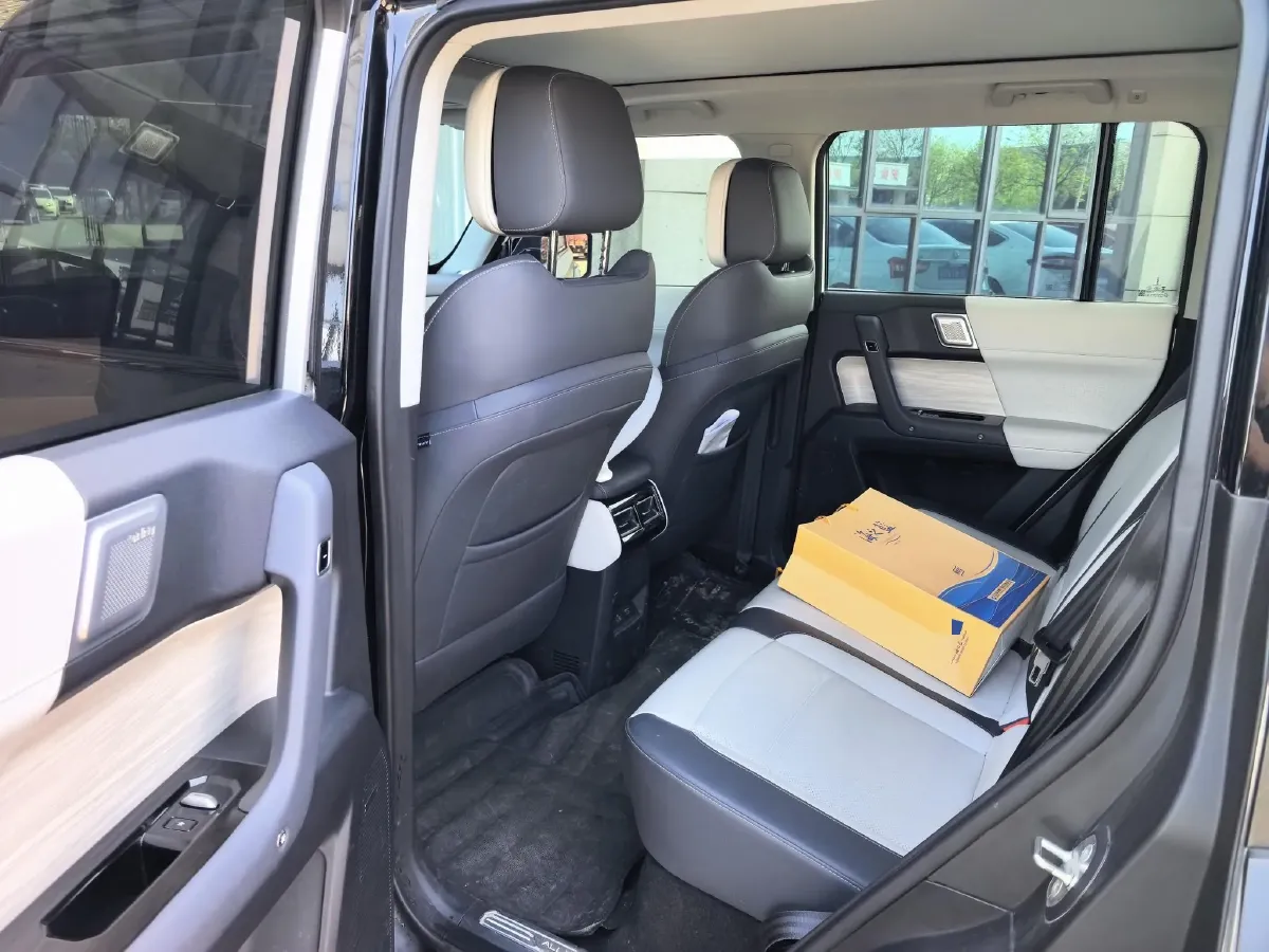 2024 JMC DaDao 2.3T 245HP L4 8AT,autocango,china used car exporter,china ev exporter,chinese used car exporter,chinese used ev exporter