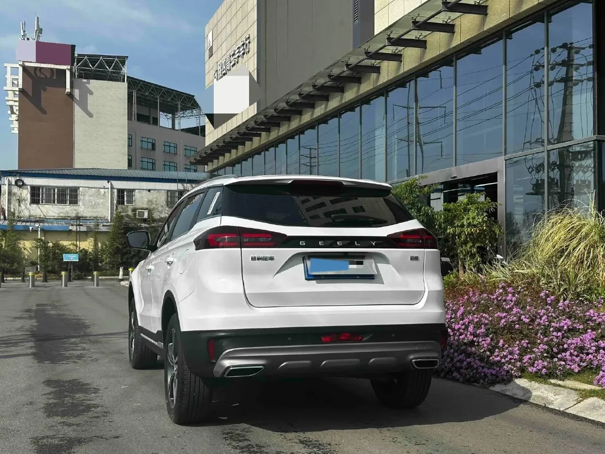 2022 Geely Azkarra 1.8T 184HP L4 7DCT,autocango,china used car exporter,china ev exporter,chinese used car exporter,chinese used ev exporter