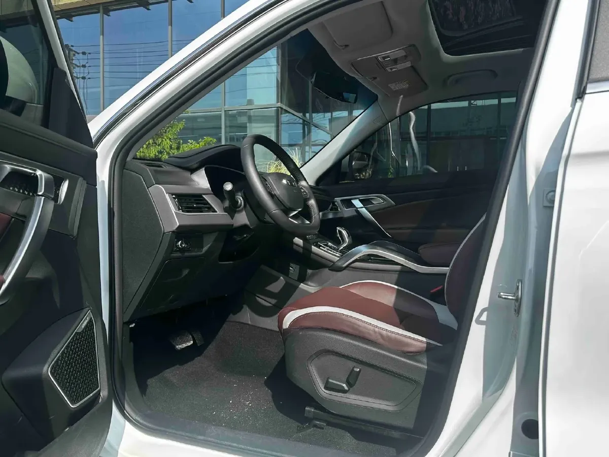 2022 Geely Azkarra 1.8T 184HP L4 7DCT,autocango,china used car exporter,china ev exporter,chinese used car exporter,chinese used ev exporter