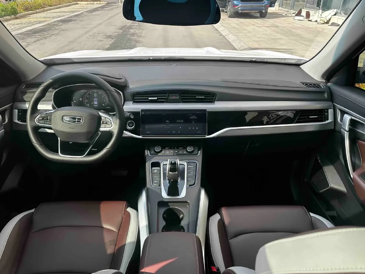 2022 Geely Azkarra 1.8T 184HP L4 7DCT,autocango,china used car exporter,china ev exporter,chinese used car exporter,chinese used ev exporter