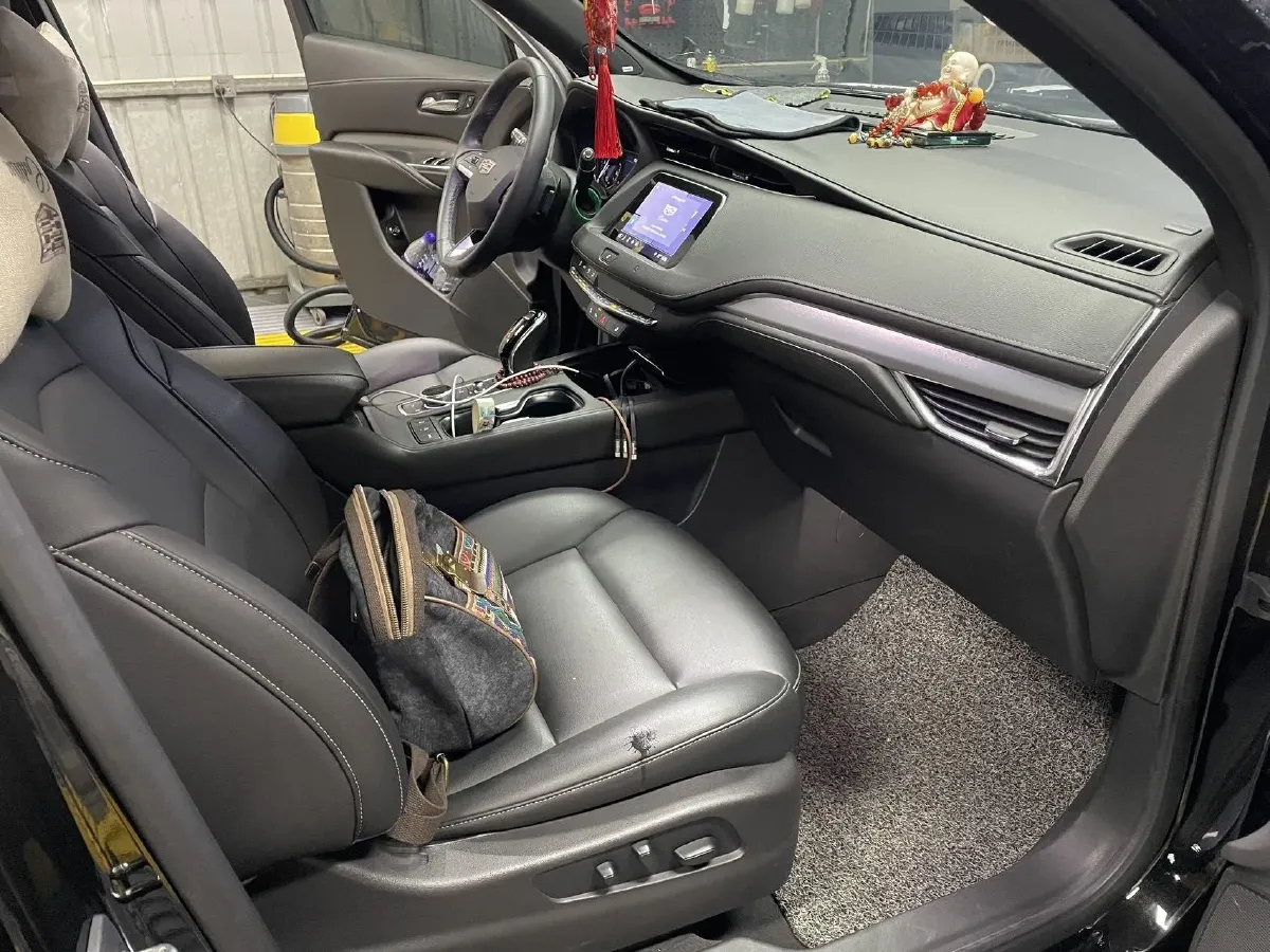 2021 Cadillac XT4 2.0T 237HP L4 9AT,autocango,china used car exporter,china ev exporter,chinese used car exporter,chinese used ev exporter