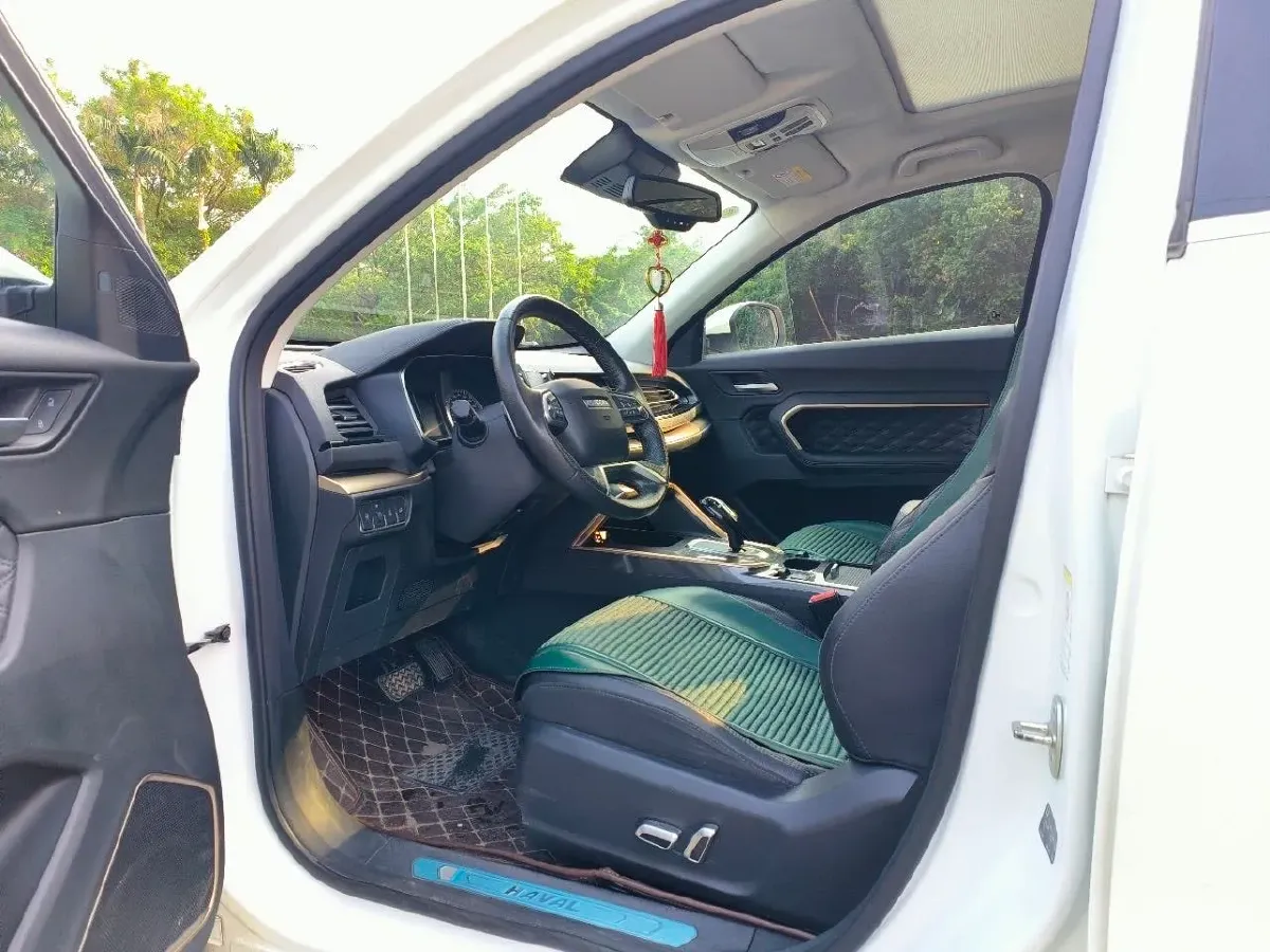 2020 Haval H6 1.5T 169HP L4 7DCT,autocango,china used car exporter,china ev exporter,chinese used car exporter,chinese used ev exporter