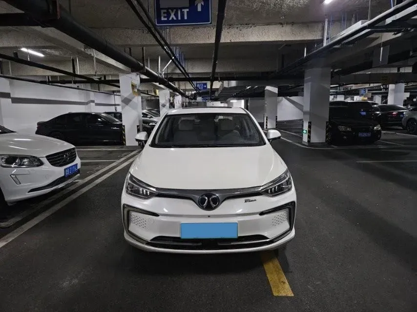 2018 BeiJing Auto EU5 BEV 53.66KWH,autocango,china used car exporter,china ev exporter,chinese used car exporter,chinese used ev exporter