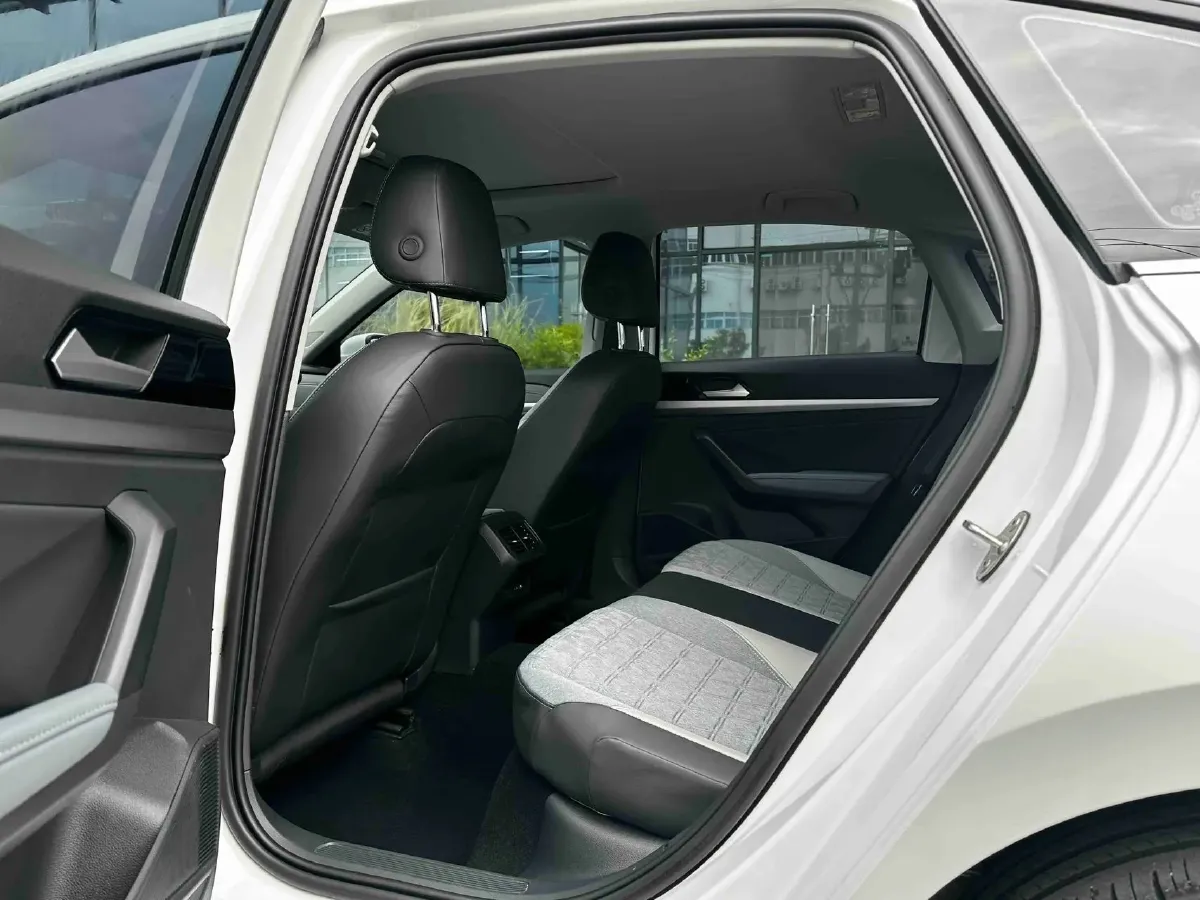 2023 Volkswagen Lavida 1.4T 150HP L4 7DCT,autocango,china used car exporter,china ev exporter,chinese used car exporter,chinese used ev exporter