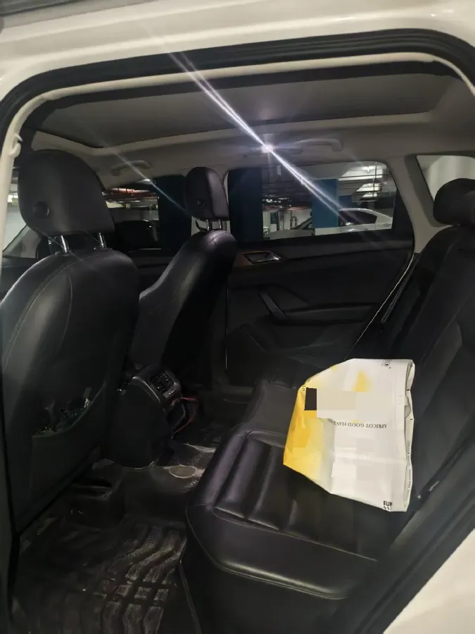 2019 MINI MINI 1.5T 102HP L3 7DCT,autocango,china used car exporter,china ev exporter,chinese used car exporter,chinese used ev exporter