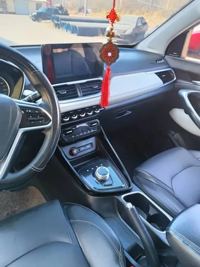 2018 BaoJun 530 1.8L 137HP L4 5AMT,autocango,china used car exporter,china ev exporter,chinese used car exporter,chinese used ev exporter