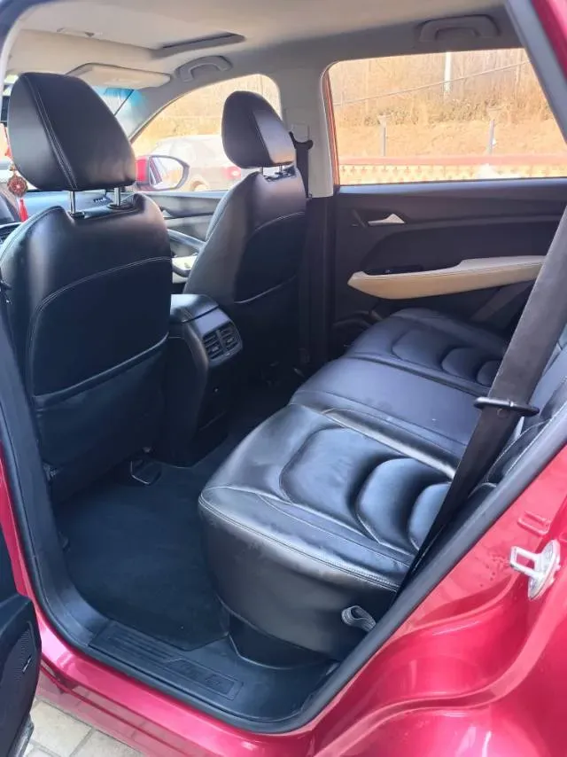 2018 BaoJun 530 1.8L 137HP L4 5AMT,autocango,china used car exporter,china ev exporter,chinese used car exporter,chinese used ev exporter