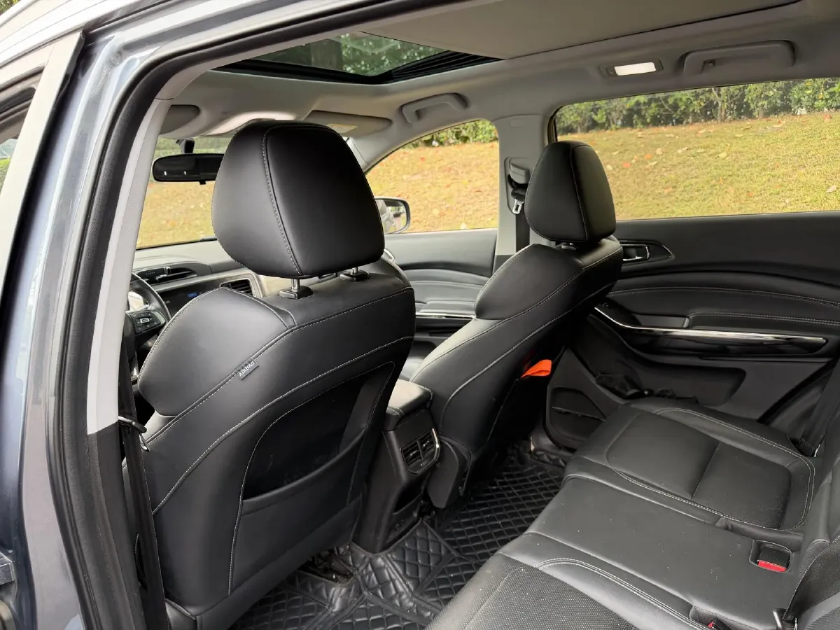 2018 Chery Tiggo 8 1.5T 147HP L4 6DCT,autocango,china used car exporter,china ev exporter,chinese used car exporter,chinese used ev exporter