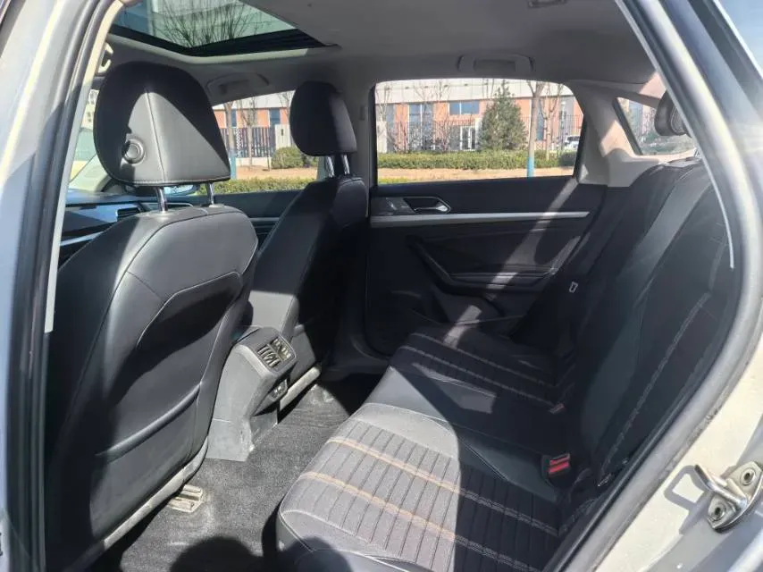 2021 Volkswagen Lavida 1.5L 113HP L4 6AT,autocango,china used car exporter,china ev exporter,chinese used car exporter,chinese used ev exporter