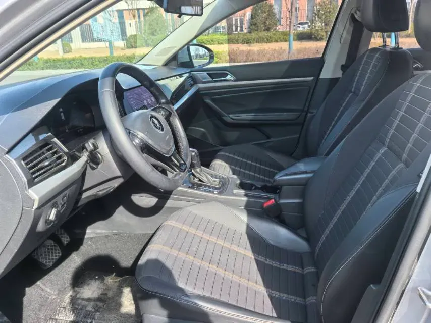 2021 Volkswagen Lavida 1.5L 113HP L4 6AT,autocango,china used car exporter,china ev exporter,chinese used car exporter,chinese used ev exporter