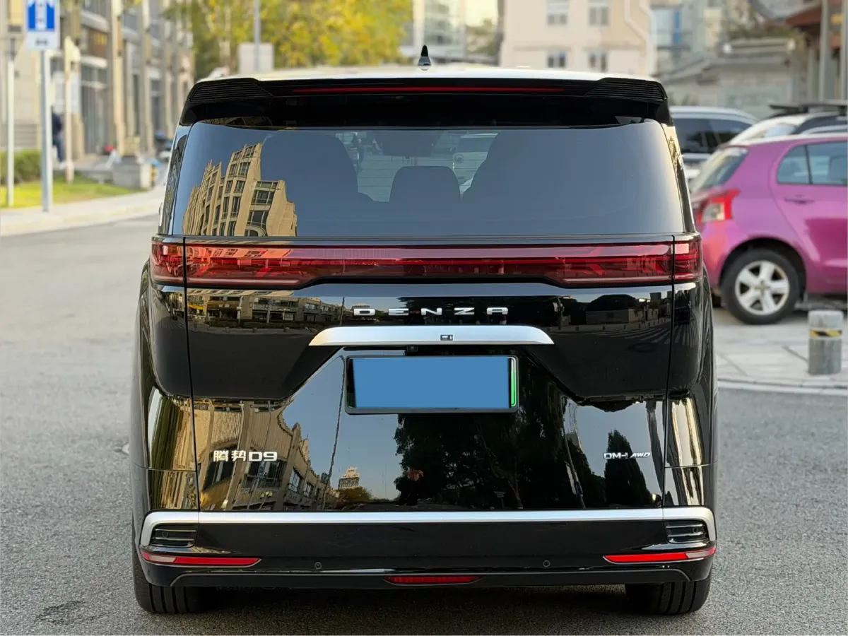 2022 Denza D9 1.5T 139HP L4 E-CVT PHEV 40.06KWH,autocango,china used car exporter,china ev exporter,chinese used car exporter,chinese used ev exporter