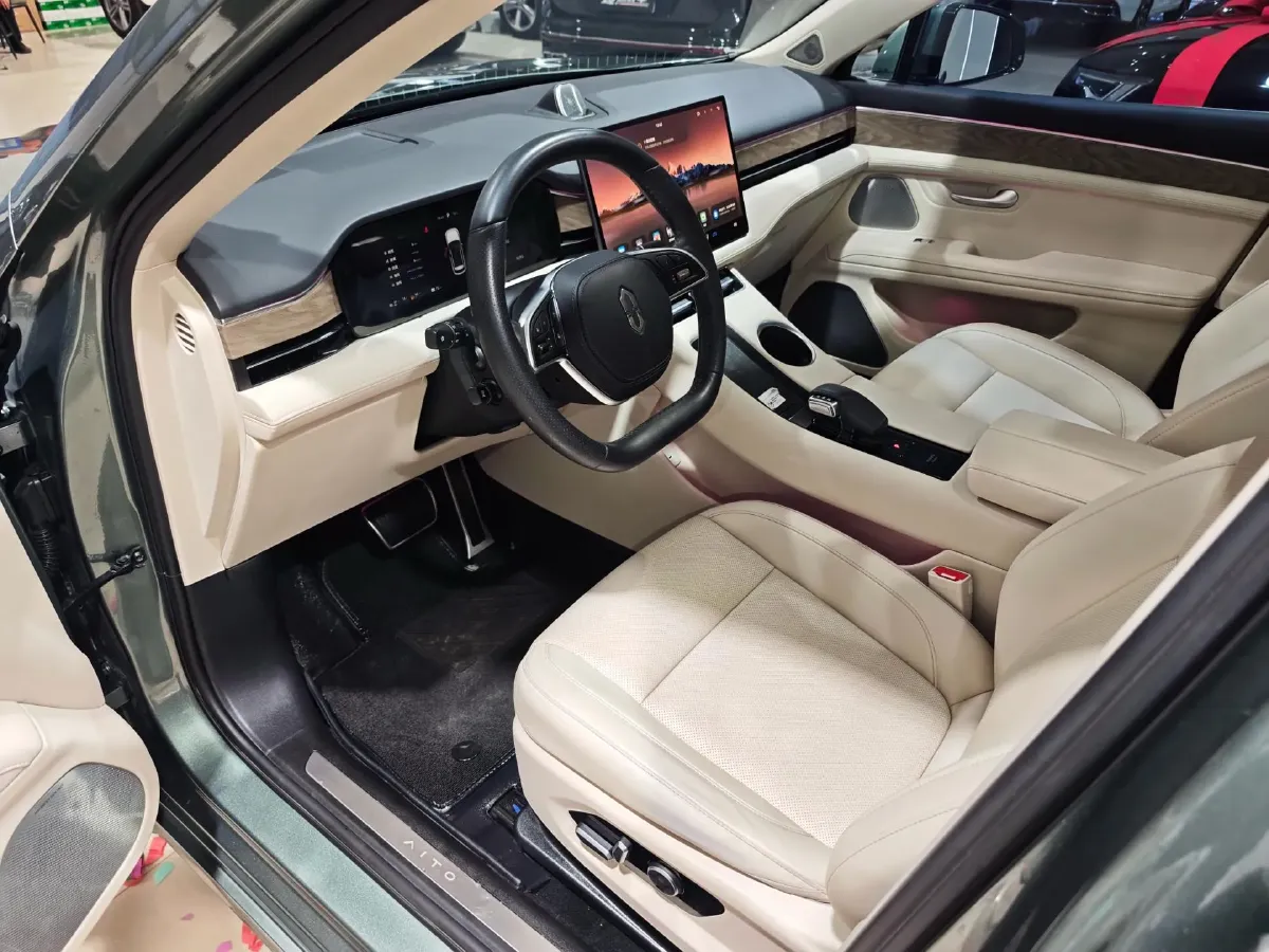 2022 AITO AITO M5 Range Extended 125HP REEV 40KWH,autocango,china used car exporter,china ev exporter,chinese used car exporter,chinese used ev exporter