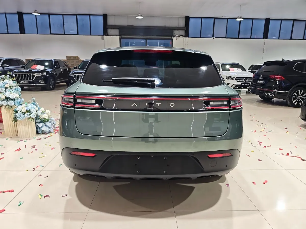 2022 AITO AITO M5 Range Extended 125HP REEV 40KWH,autocango,china used car exporter,china ev exporter,chinese used car exporter,chinese used ev exporter