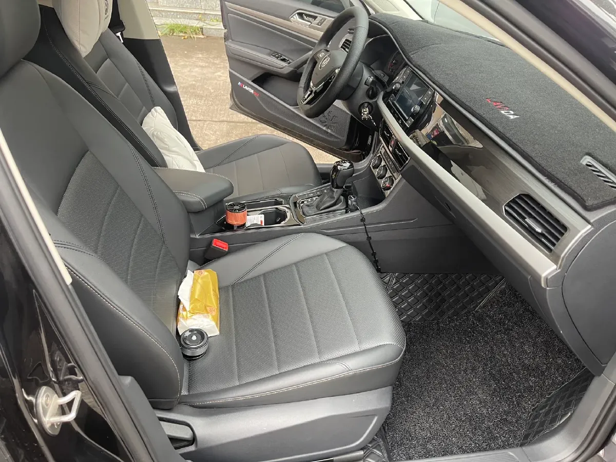 2018 Volkswagen Lavida 1.2T 116HP L4 7DCT,autocango,china used car exporter,china ev exporter,chinese used car exporter,chinese used ev exporter