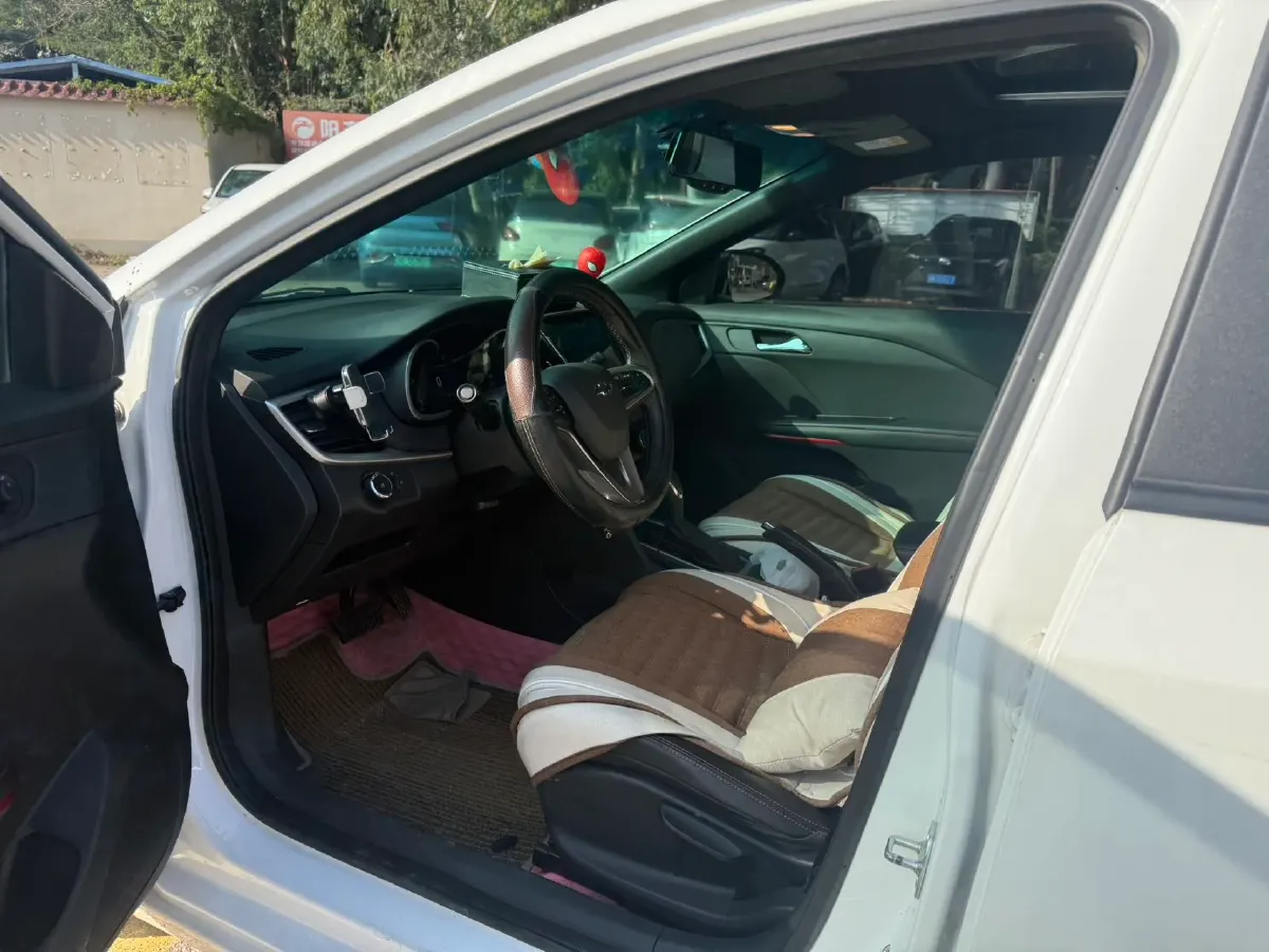 2020 Chevrolet Monza 1.3T 163HP L3 6AT,autocango,china used car exporter,china ev exporter,chinese used car exporter,chinese used ev exporter