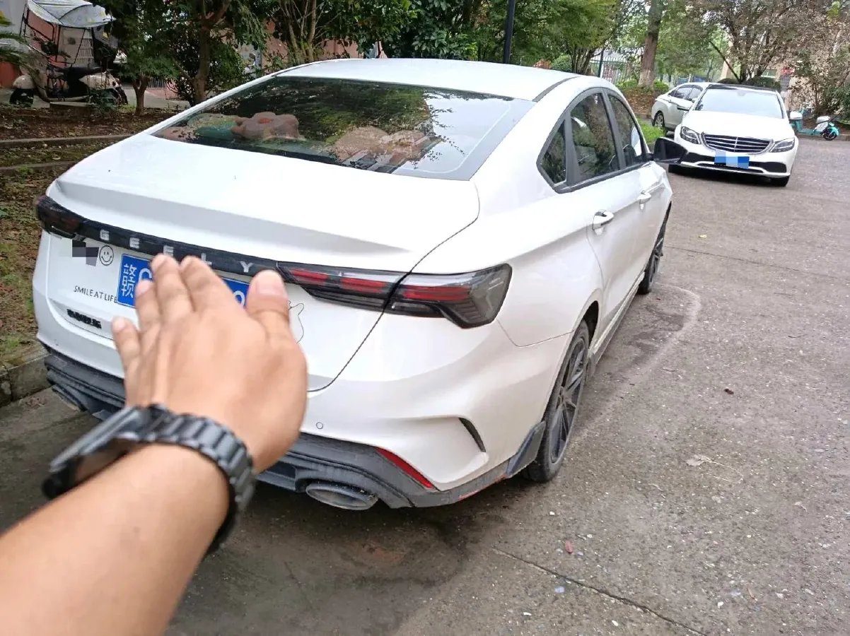 2022 Geely Binray 1.5T 181HP L4 7DCT,autocango,china used car exporter,china ev exporter,chinese used car exporter,chinese used ev exporter