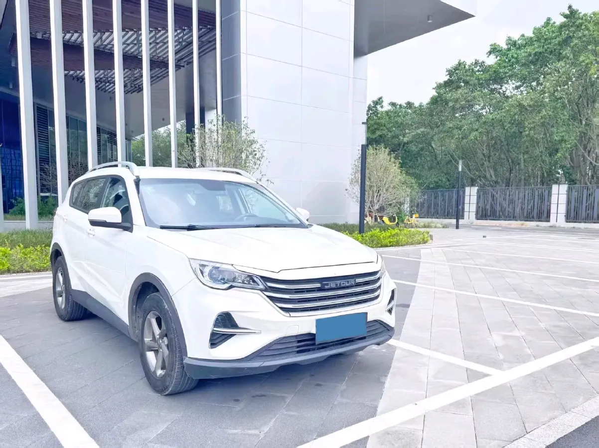 2020 Jetour X70M 1.5T 156HP L4 6MT,autocango,china used car exporter,china ev exporter,chinese used car exporter,chinese used ev exporter