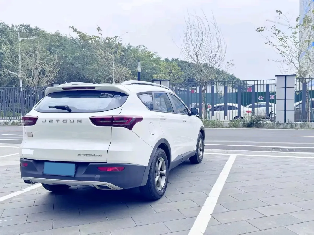 2020 Jetour X70M 1.5T 156HP L4 6MT,autocango,china used car exporter,china ev exporter,chinese used car exporter,chinese used ev exporter