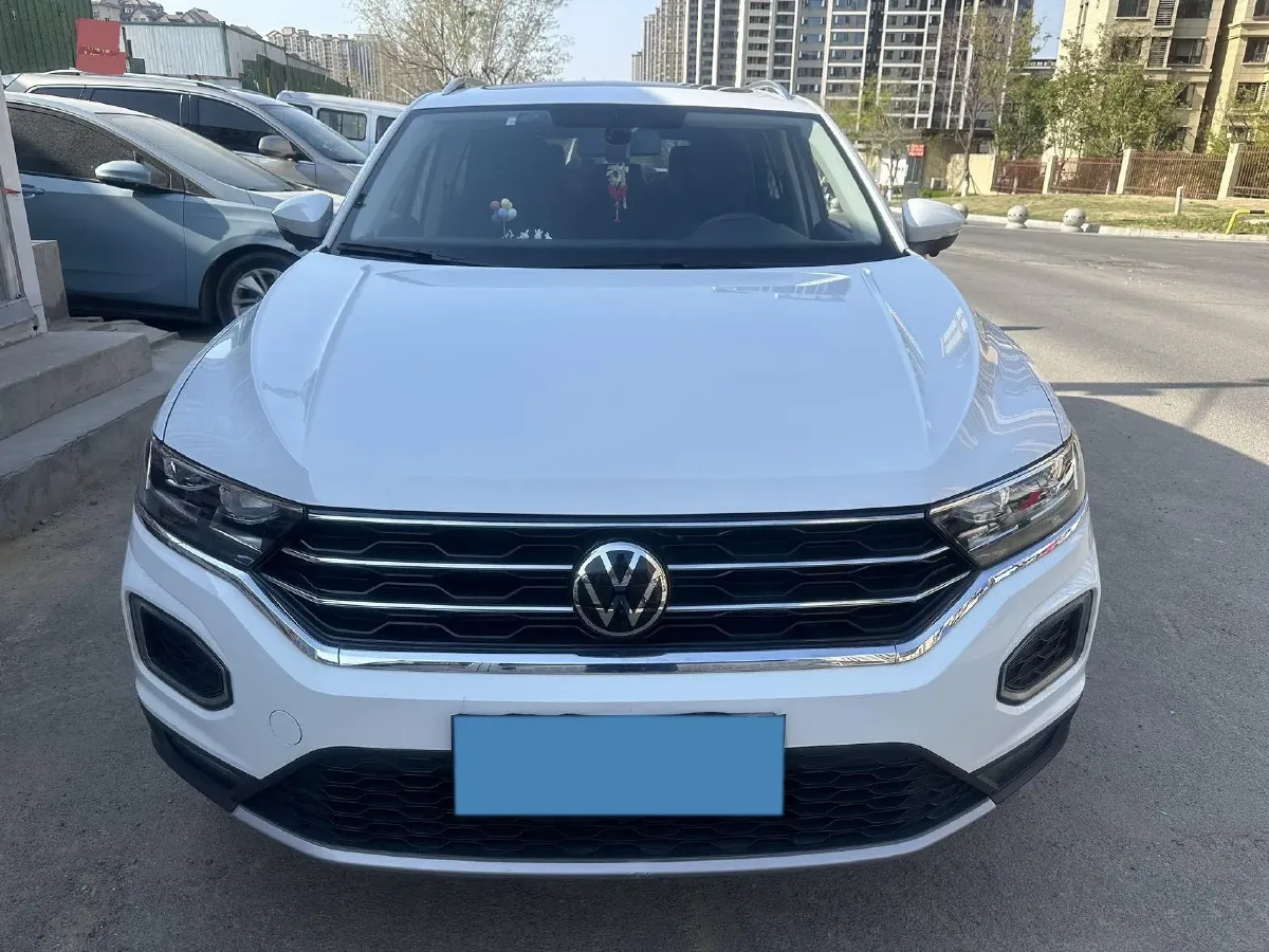 2021 Volkswagen T-Roc 1.4T 150HP L4 7DCT,autocango,china used car exporter,china ev exporter,chinese used car exporter,chinese used ev exporter