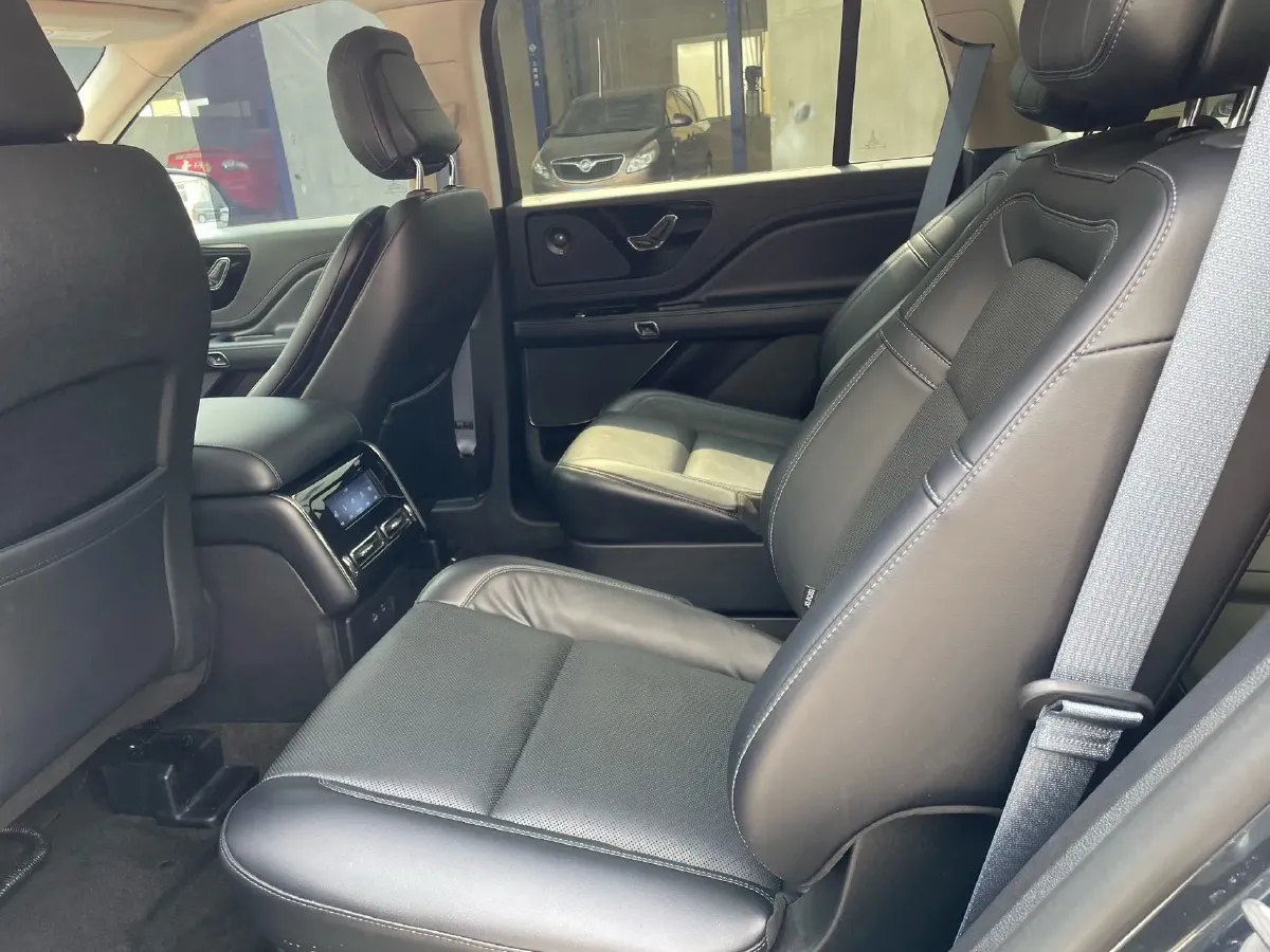 2023 Lincoln Aviator 3.0T 355HP V6 10AT,autocango,china used car exporter,china ev exporter,chinese used car exporter,chinese used ev exporter