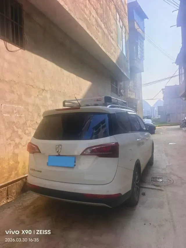 2019 BaoJun 730 1.5T 147HP L4 CVT,autocango,china used car exporter,china ev exporter,chinese used car exporter,chinese used ev exporter