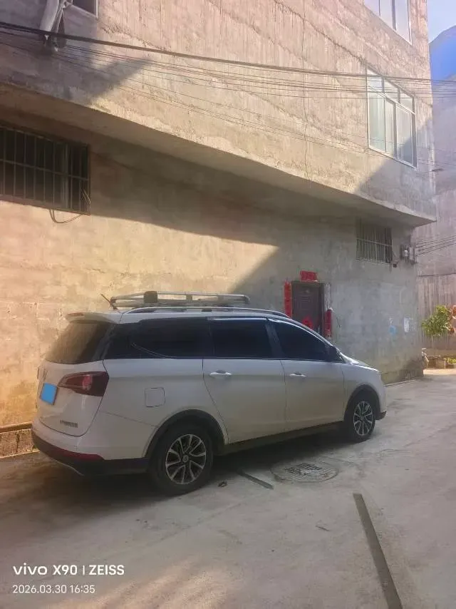 2019 BaoJun 730 1.5T 147HP L4 CVT,autocango,china used car exporter,china ev exporter,chinese used car exporter,chinese used ev exporter