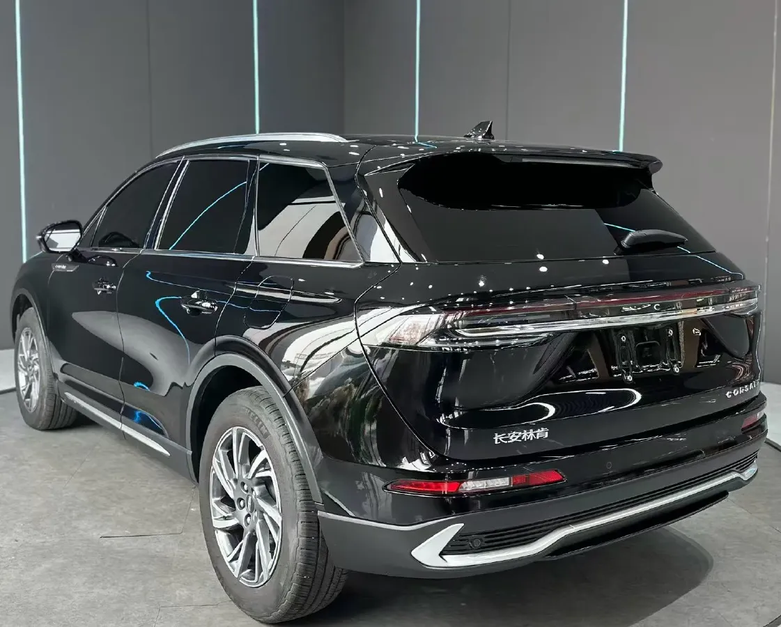 2023 Lincoln Corsair 2.0T 261HP L4 8AT,autocango,china used car exporter,china ev exporter,chinese used car exporter,chinese used ev exporter