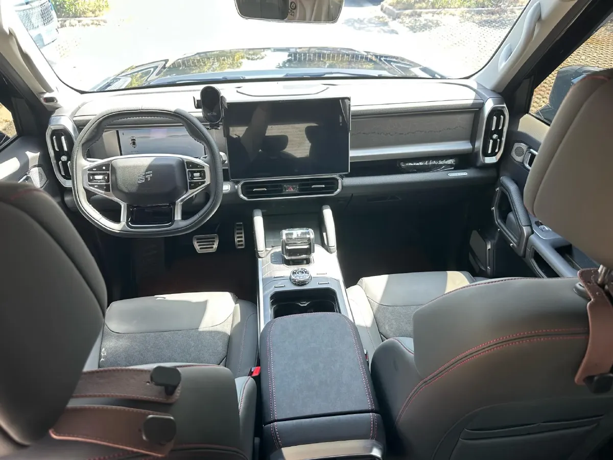 2023 Jetour Traveller 2.0T 254HP L4 8AT,autocango,china used car exporter,china ev exporter,chinese used car exporter,chinese used ev exporter