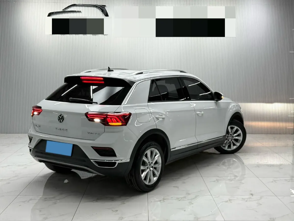 2022 Volkswagen T-Roc 1.4T 150HP L4 7DCT,autocango,china used car exporter,china ev exporter,chinese used car exporter,chinese used ev exporter