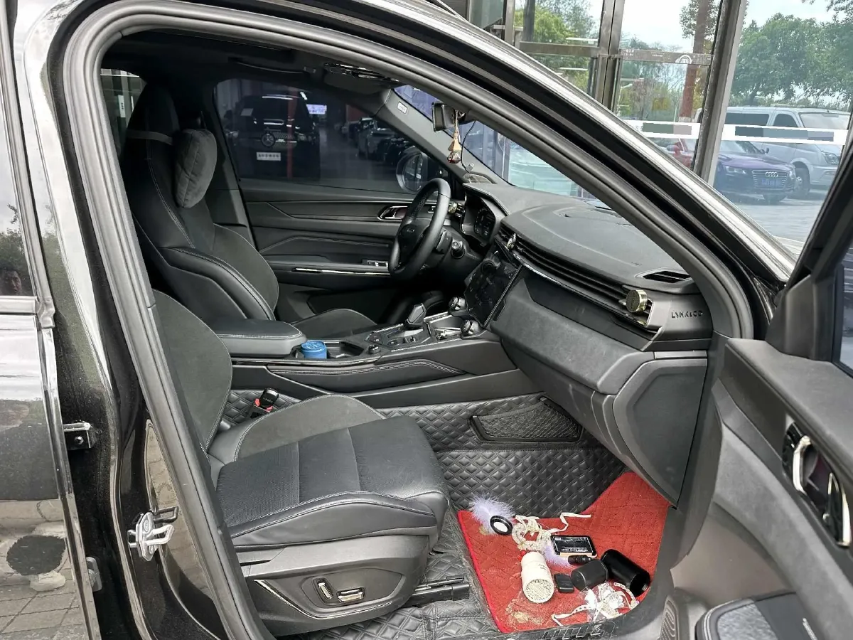 2021 LYNK&CO 01 2.0T 254HP L4 8AT,autocango,china used car exporter,china ev exporter,chinese used car exporter,chinese used ev exporter