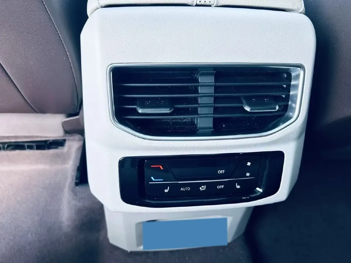 2023 Volkswagen Talagon 2.0T 220HP L4 7DCT,autocango,china used car exporter,china ev exporter,chinese used car exporter,chinese used ev exporter