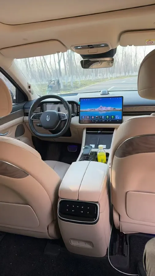 2022 Infiniti Q50L 2.0T 211HP L4 7AT,autocango,china used car exporter,china ev exporter,chinese used car exporter,chinese used ev exporter