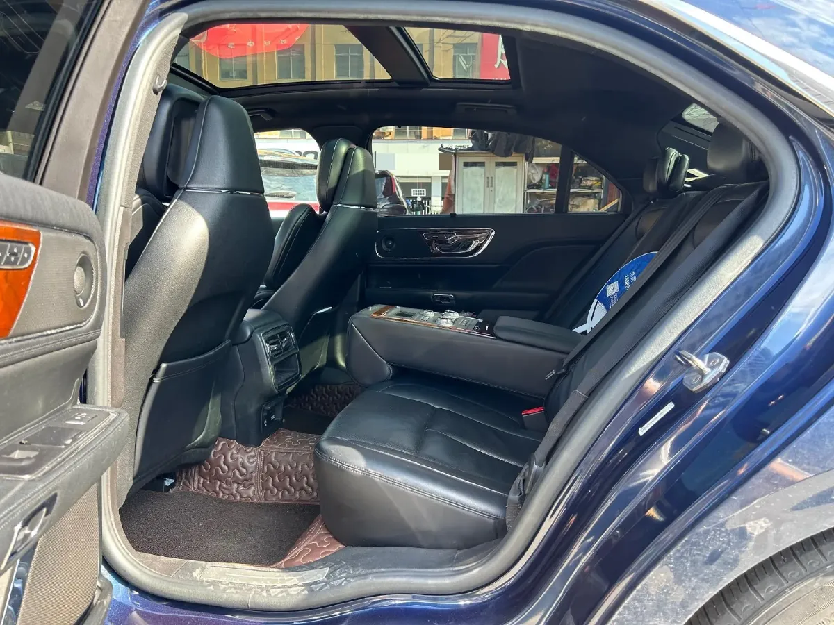 2017 Lincoln Continental 3.0T 378HP V6 6AT,autocango,china used car exporter,china ev exporter,chinese used car exporter,chinese used ev exporter