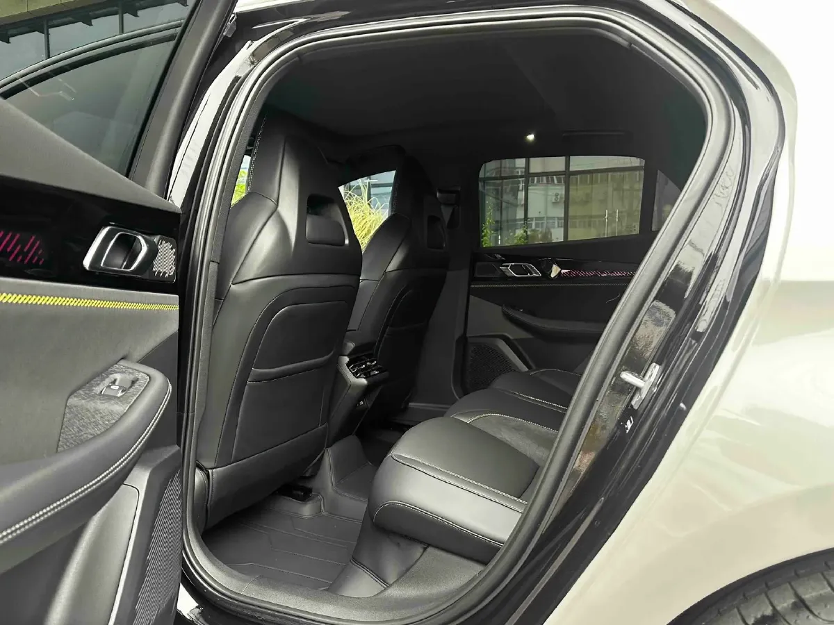 2025 LYNK&CO 03 1.5T 181HP L4 7DCT,autocango,china used car exporter,china ev exporter,chinese used car exporter,chinese used ev exporter