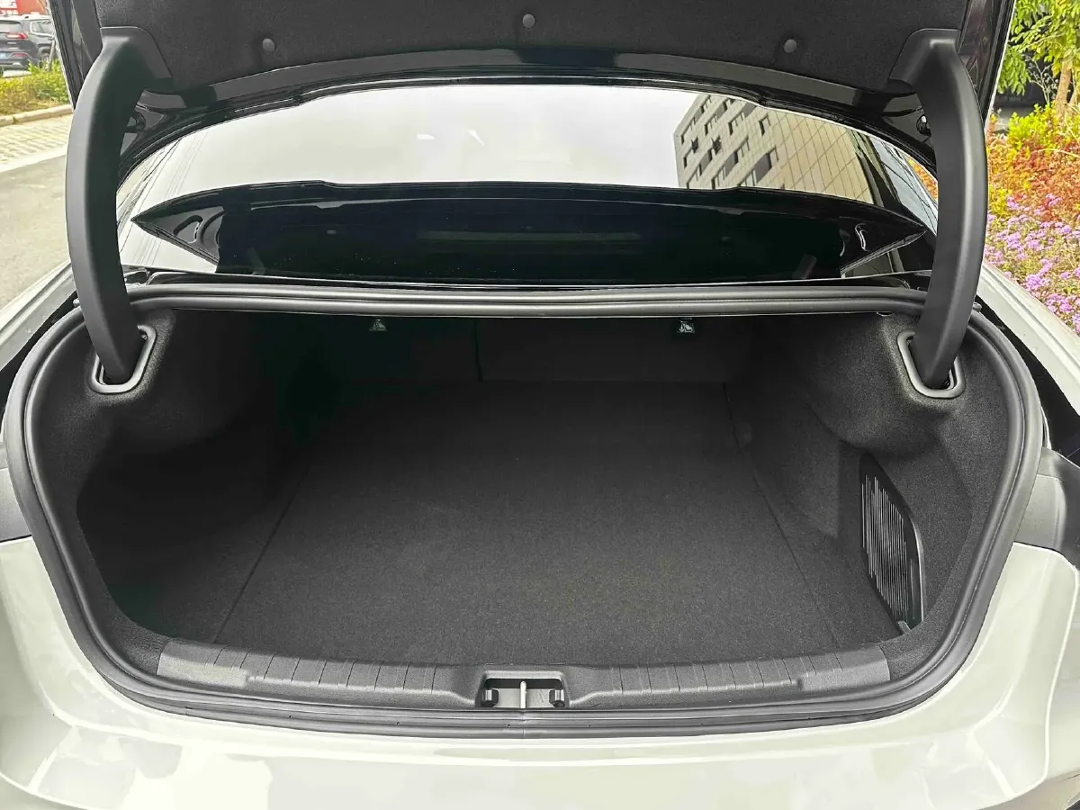 2025 LYNK&CO 03 1.5T 181HP L4 7DCT,autocango,china used car exporter,china ev exporter,chinese used car exporter,chinese used ev exporter