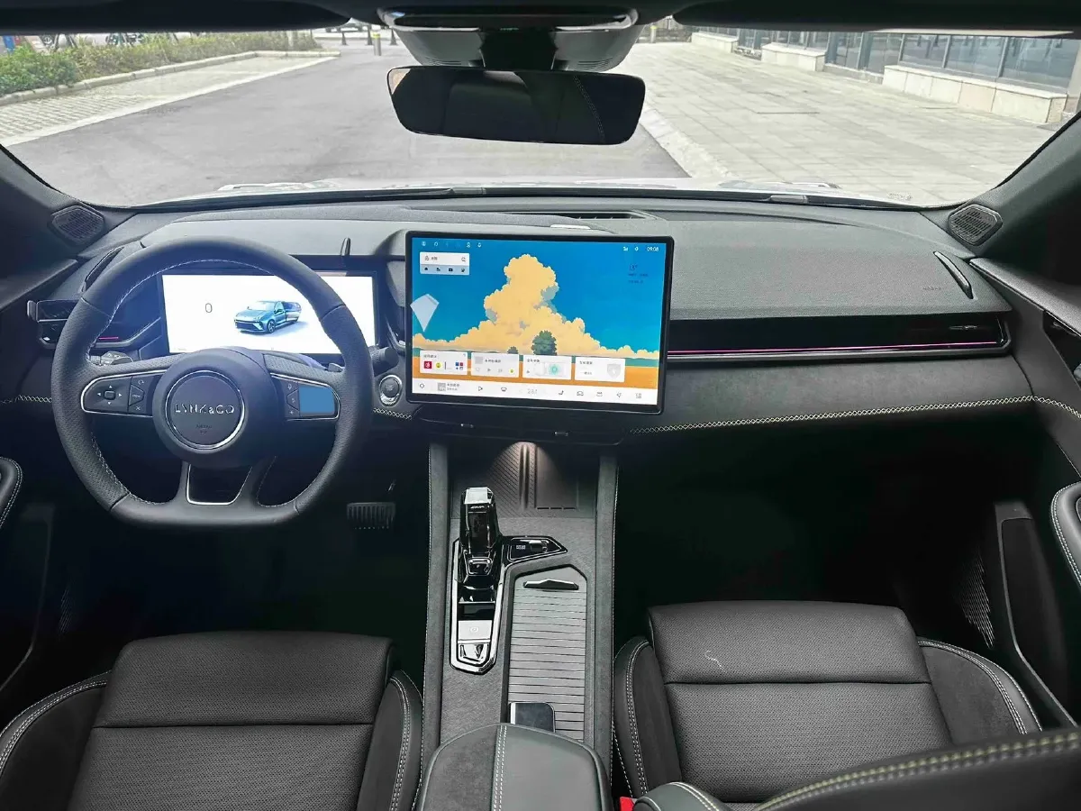 2025 LYNK&CO 03 1.5T 181HP L4 7DCT,autocango,china used car exporter,china ev exporter,chinese used car exporter,chinese used ev exporter