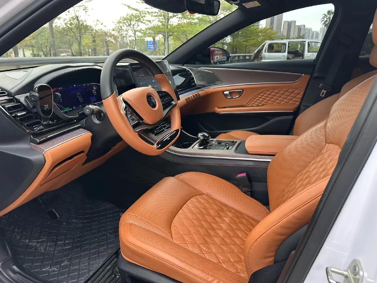 2022 Volkswagen Tiguan L 2.0T 186HP L4 7DCT,autocango,china used car exporter,china ev exporter,chinese used car exporter,chinese used ev exporter