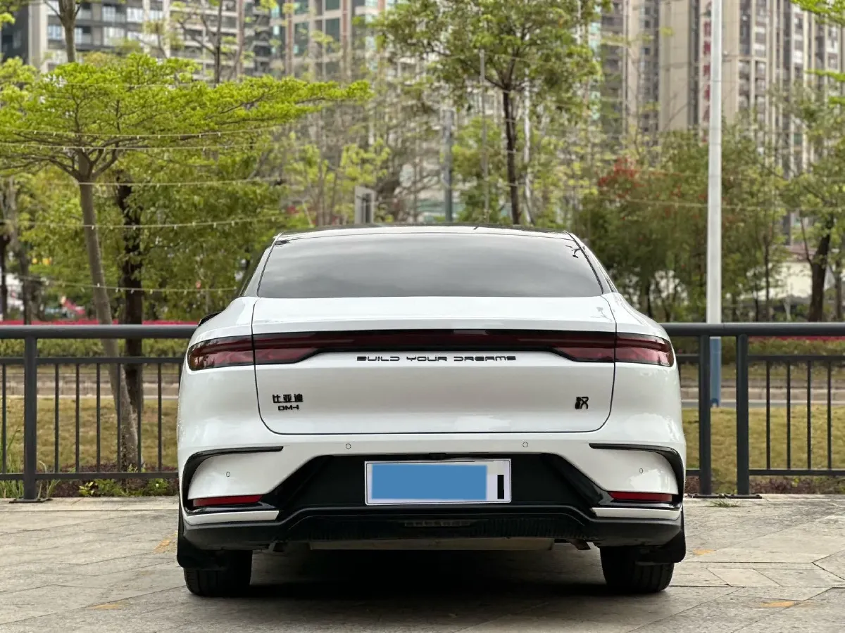 2022 Volkswagen Tiguan L 2.0T 186HP L4 7DCT,autocango,china used car exporter,china ev exporter,chinese used car exporter,chinese used ev exporter
