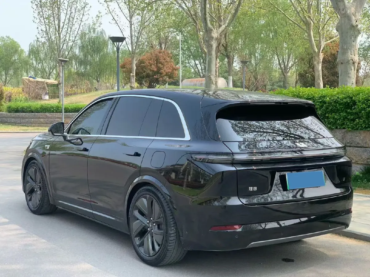 2023 Li L7 Range Extended 154HP REEV 40.9KWH,autocango,china used car exporter,china ev exporter,chinese used car exporter,chinese used ev exporter