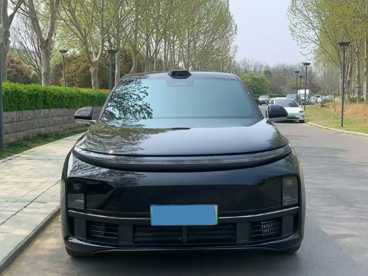2023 Li L7 Range Extended 154HP REEV 40.9KWH,autocango,china used car exporter,china ev exporter,chinese used car exporter,chinese used ev exporter