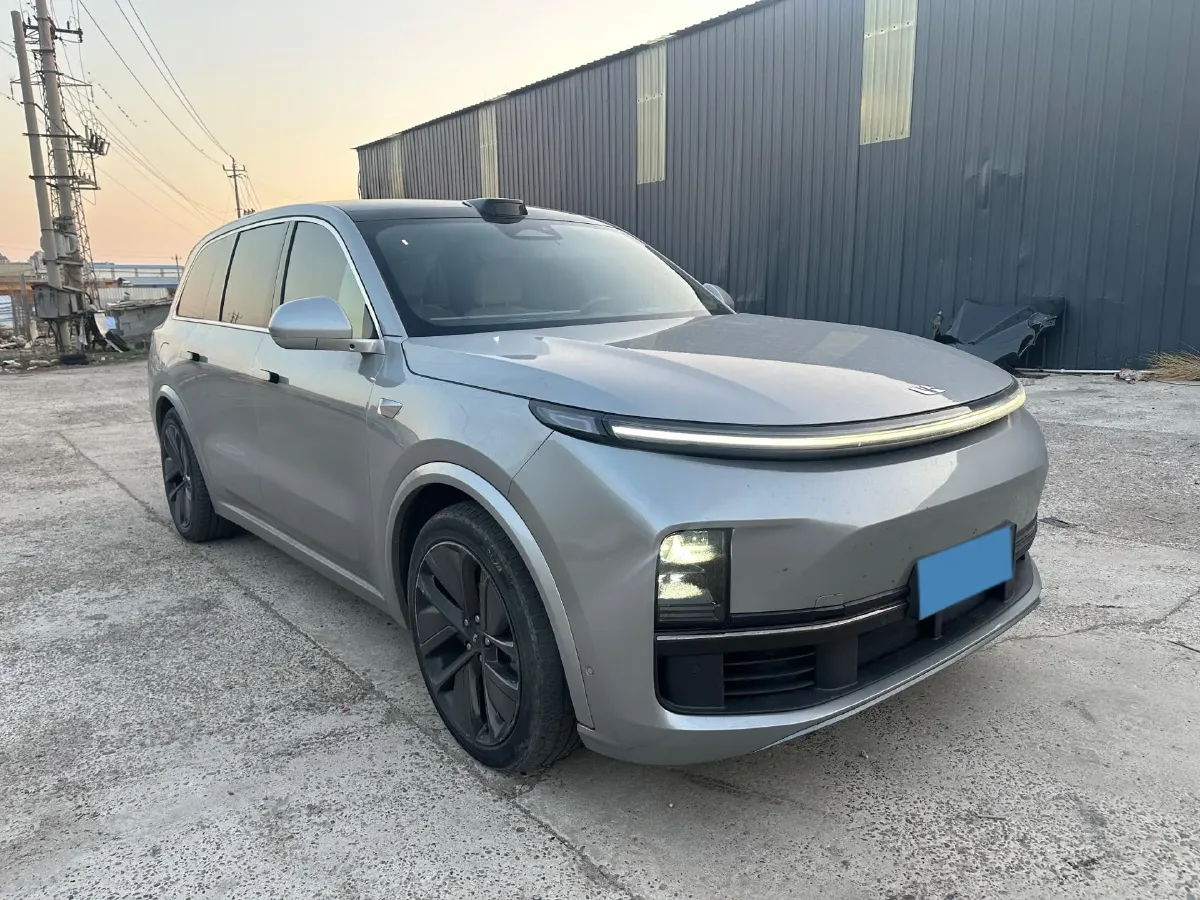2022 Li L9 Range Extended 154HP REEV 42.6KWH,autocango,china used car exporter,china ev exporter,chinese used car exporter,chinese used ev exporter