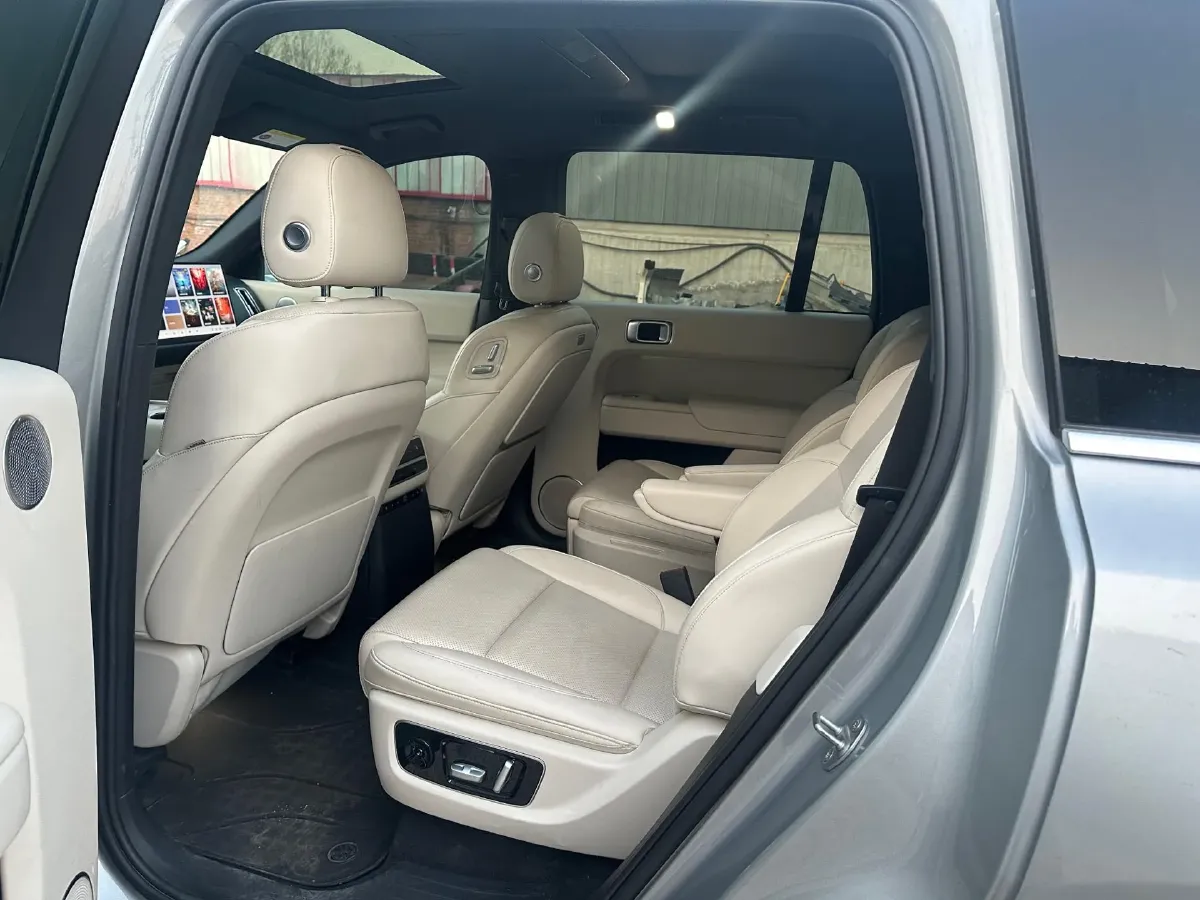 2022 Li L9 Range Extended 154HP REEV 42.6KWH,autocango,china used car exporter,china ev exporter,chinese used car exporter,chinese used ev exporter