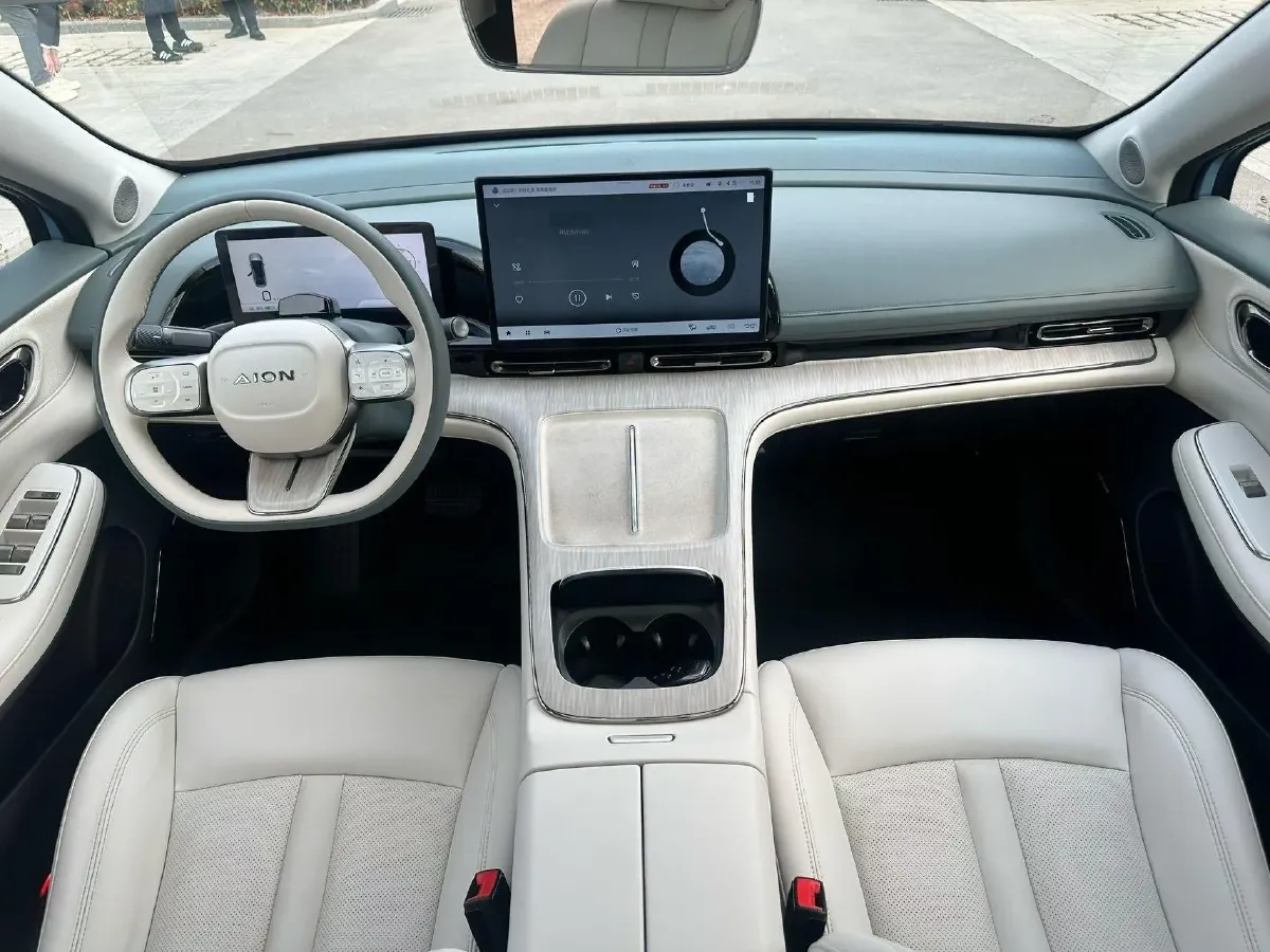 2024 Voyah ZhiYin BEV 77KWH,autocango,china used car exporter,china ev exporter,chinese used car exporter,chinese used ev exporter