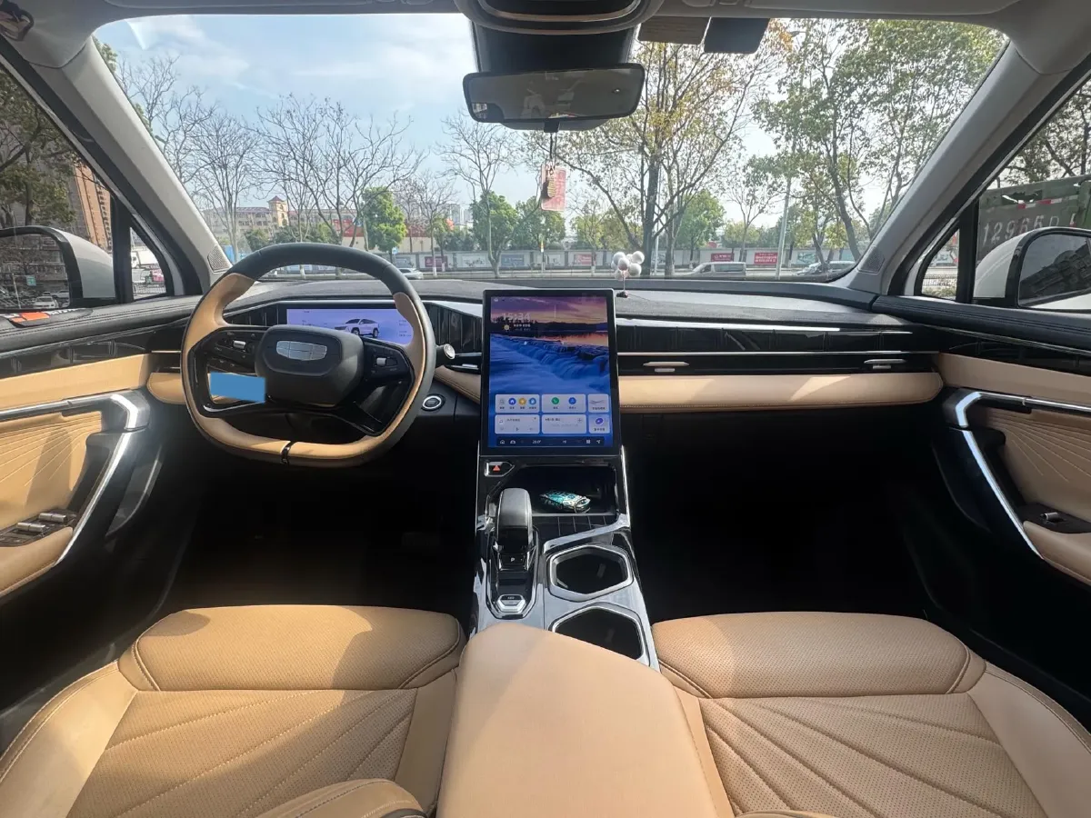 2023 Geely StarRay 1.5T 181HP L4 7DCT,autocango,china used car exporter,china ev exporter,chinese used car exporter,chinese used ev exporter