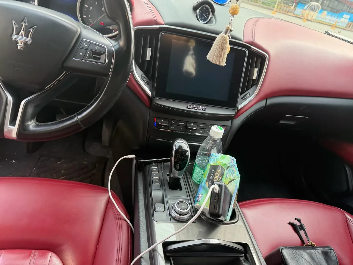 2018 Maserati Ghibli 3.0T 350HP V6 8AT,autocango,china used car exporter,china ev exporter,chinese used car exporter,chinese used ev exporter