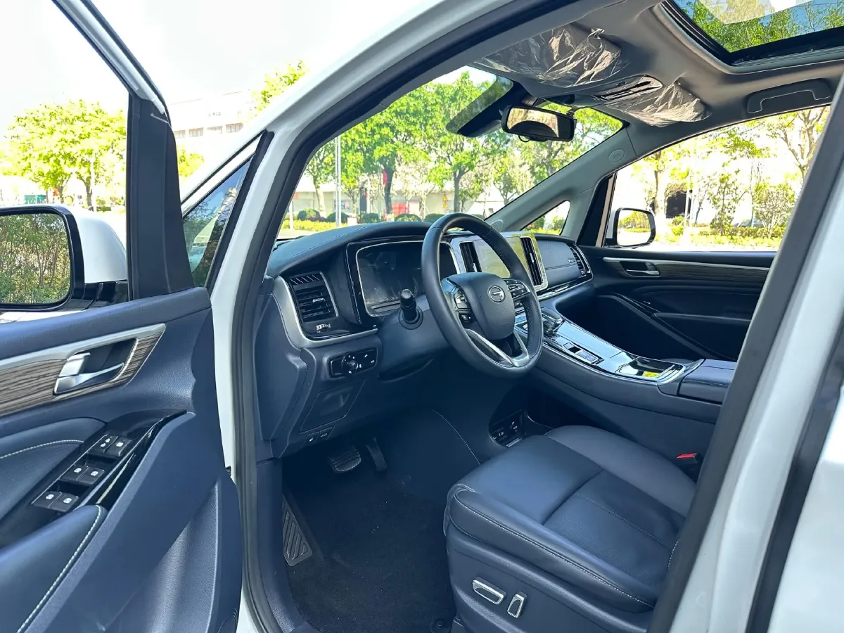 2023 GAC Trumpchi M8 2.0T 252HP L4 8AT,autocango,china used car exporter,china ev exporter,chinese used car exporter,chinese used ev exporter