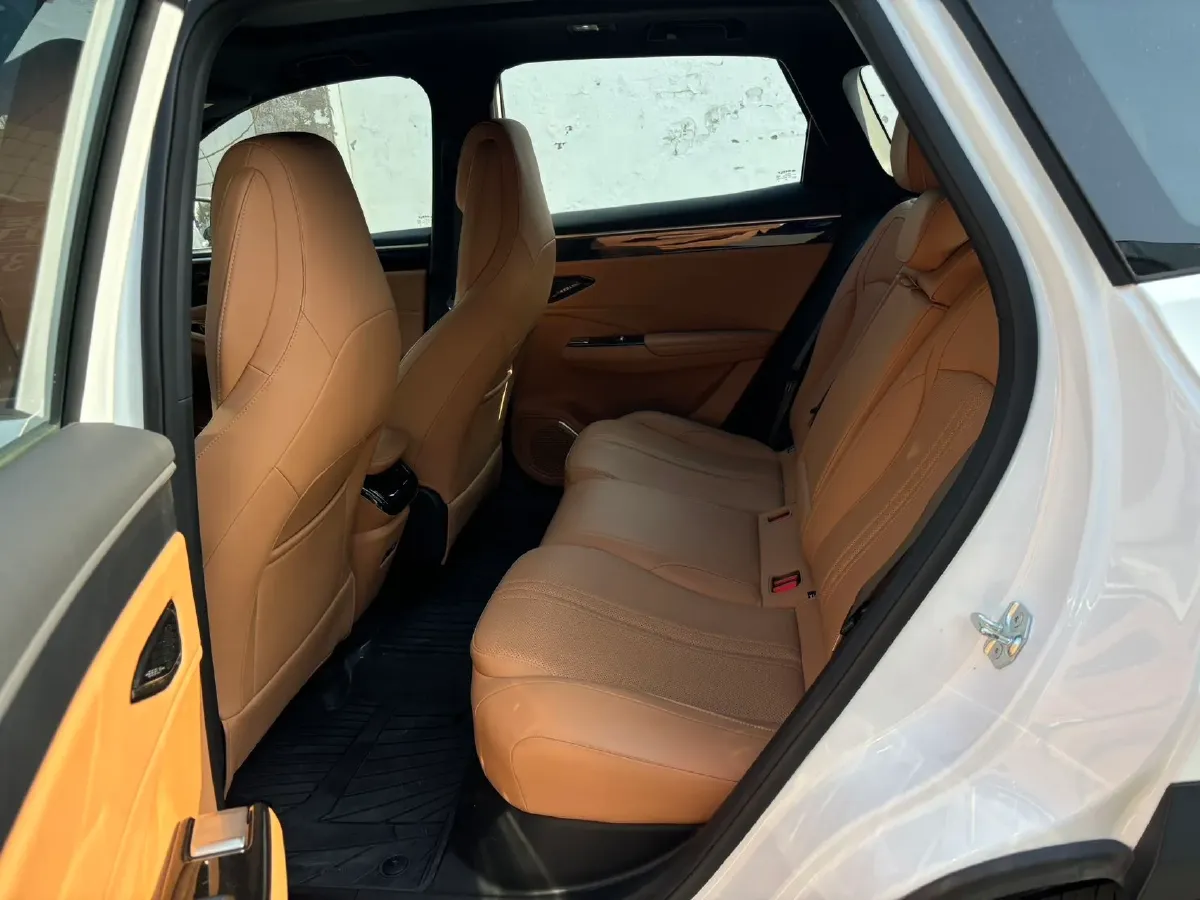 2025 Geely Galaxy L7 1.5L 112HP L4 1DHT PHEV 18.4KWH,autocango,china used car exporter,china ev exporter,chinese used car exporter,chinese used ev exporter