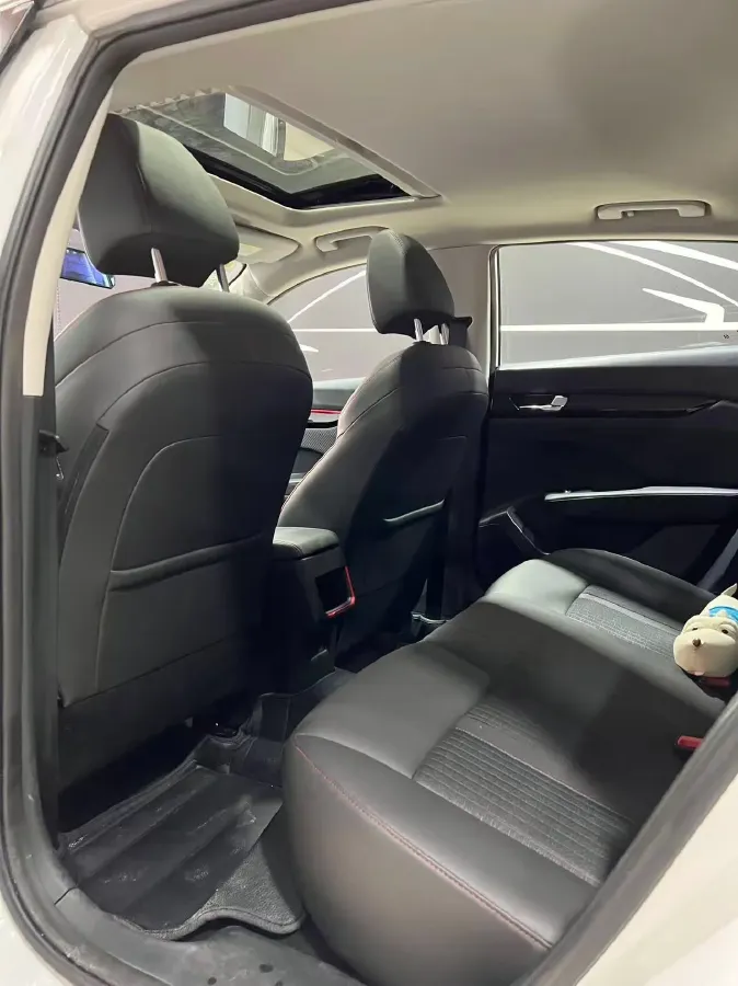 2021 DongFeng Aeolus YiXuan 1.5T 150HP L4 6DCT,autocango,china used car exporter,china ev exporter,chinese used car exporter,chinese used ev exporter