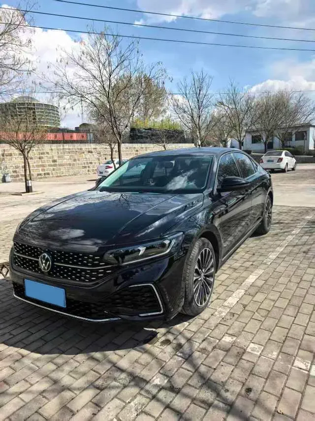 2023 Volkswagen Passat 2.0T 186HP L4 7DCT,autocango,china used car exporter,china ev exporter,chinese used car exporter,chinese used ev exporter