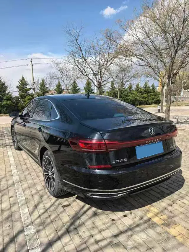 2023 Volkswagen Passat 2.0T 186HP L4 7DCT,autocango,china used car exporter,china ev exporter,chinese used car exporter,chinese used ev exporter